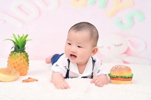 伊犁两岁宝宝晚上哭 伊犁两岁宝宝晚上哭